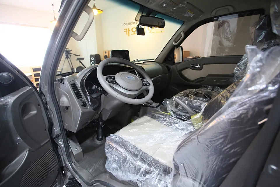 Audi RS Window Tinting Review — Enhanced Comfort & Style photo 2