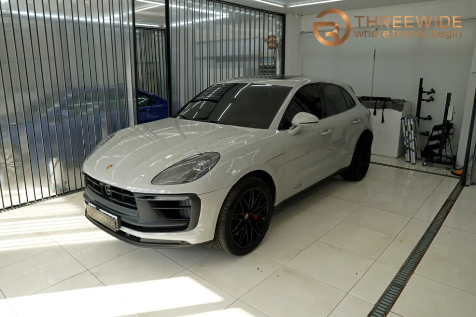 Porsche Macan PPF施工事例｜費用目安と仕上がり 施工写真 2-1
