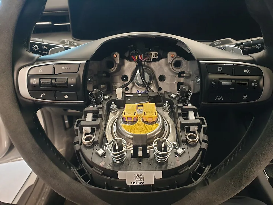 Kia K5 DL3 seat ventilation - Kia K5 DL3 Seat Climate Upgrade Review photo 5