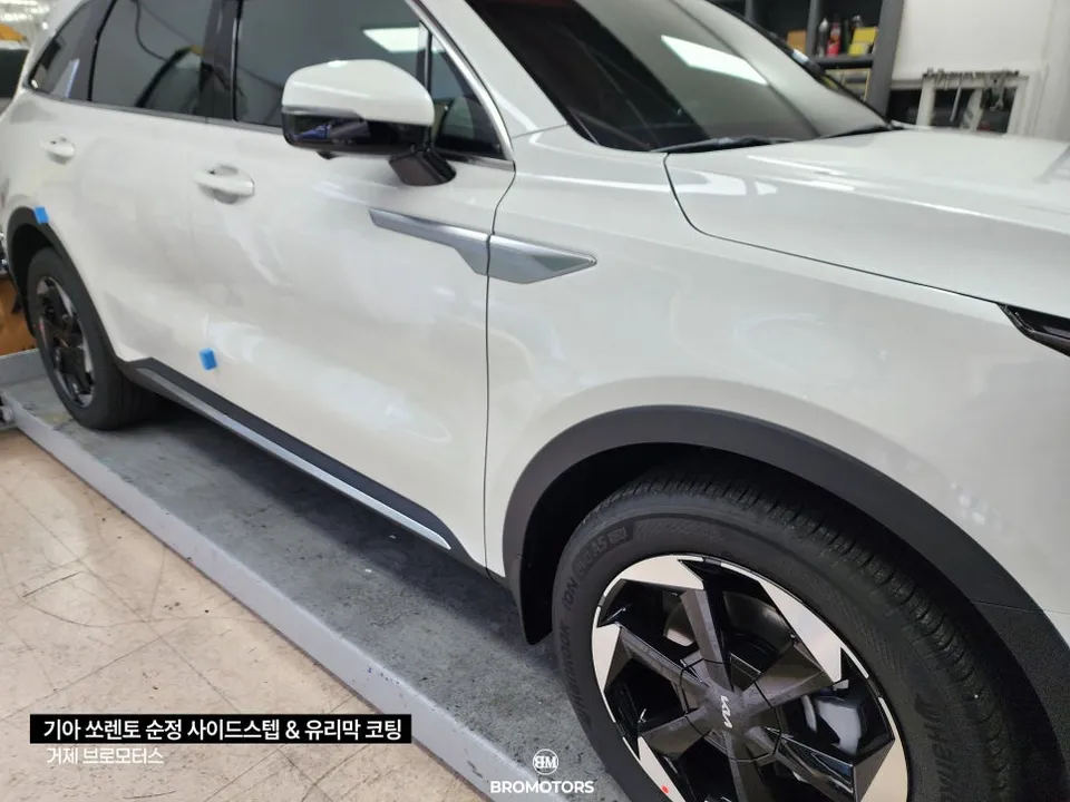 Kia Sorentoのガラスコーティング事例 施工写真 2-2