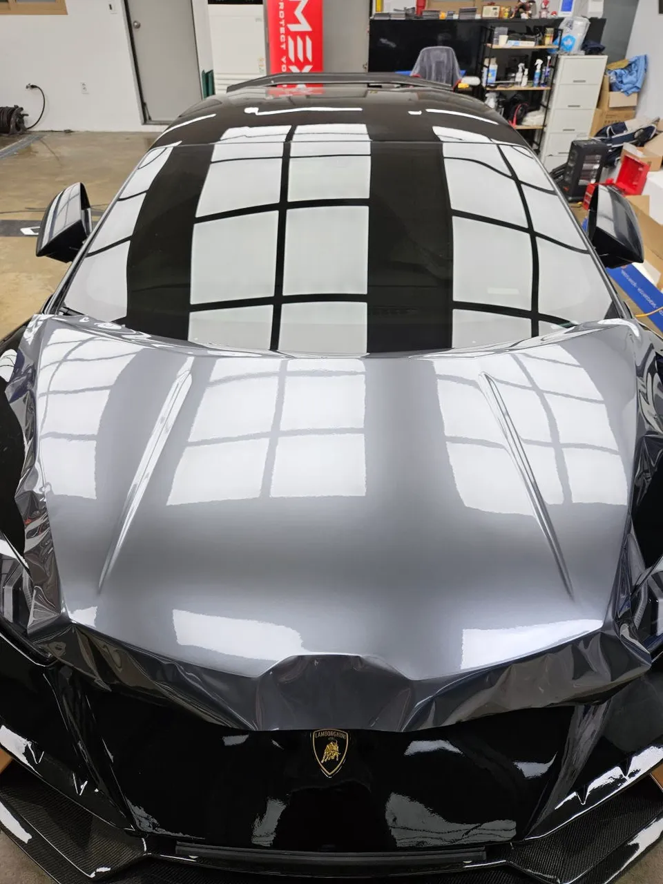 Lamborghini Huracán vinyl wrap - Lamborghini Huracán Vinyl Wrap Review: Metallic Grey Transformati photo 5