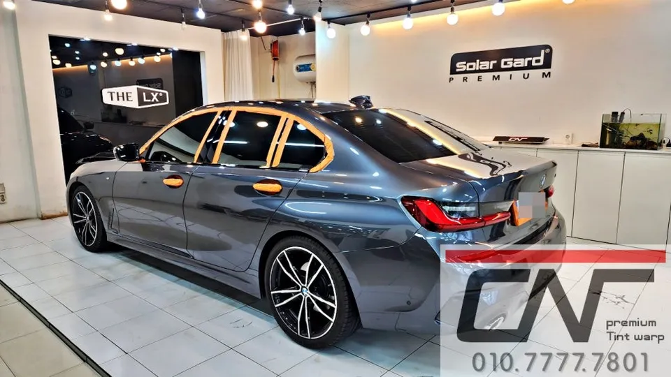 BMW 3 Seriesのガラスコーティング事例｜韓国での施工 施工写真 2-2