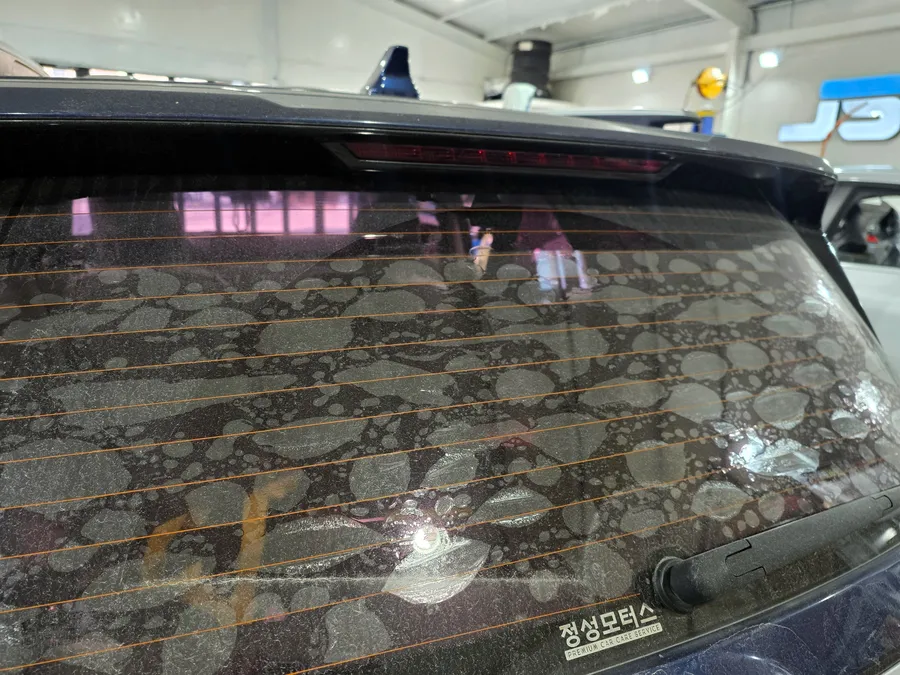 Kia Seltosのカーフィルム施工事例｜費用目安・仕上がり 施工写真 2