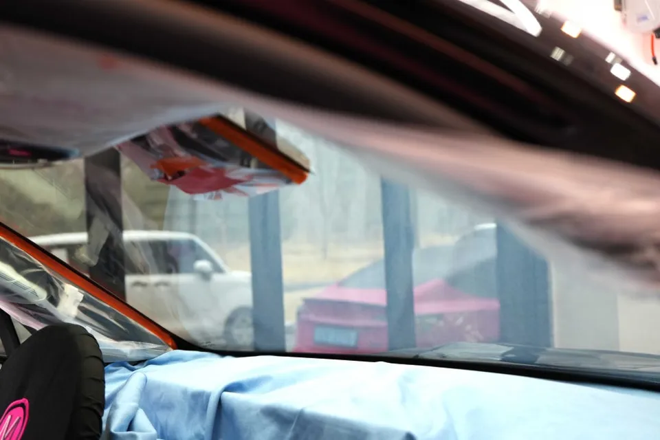 Genesis GV80 window tinting - Genesis GV80 Window Tinting Review - Ceramic Bond photo 3