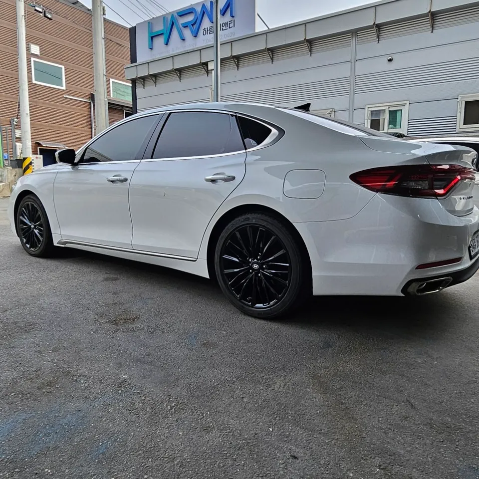 Hyundai Grandeur IG wheel repair - Hyundai Grandeur IG Wheel Repair & Painting Review photo 6