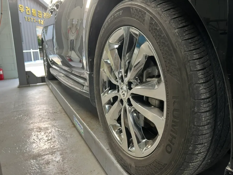 Kia Carnival YP wheel repair - Kia Carnival YP Wheel Repair & Painting Review photo 5