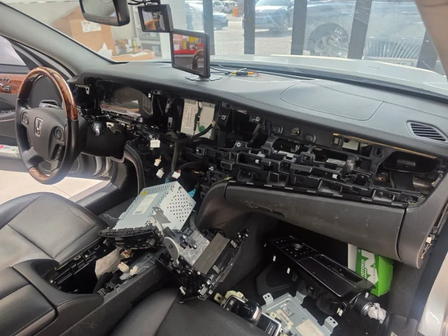 Hyundai Equus CarPlay Retrofit Installation Review — Cost photo 2