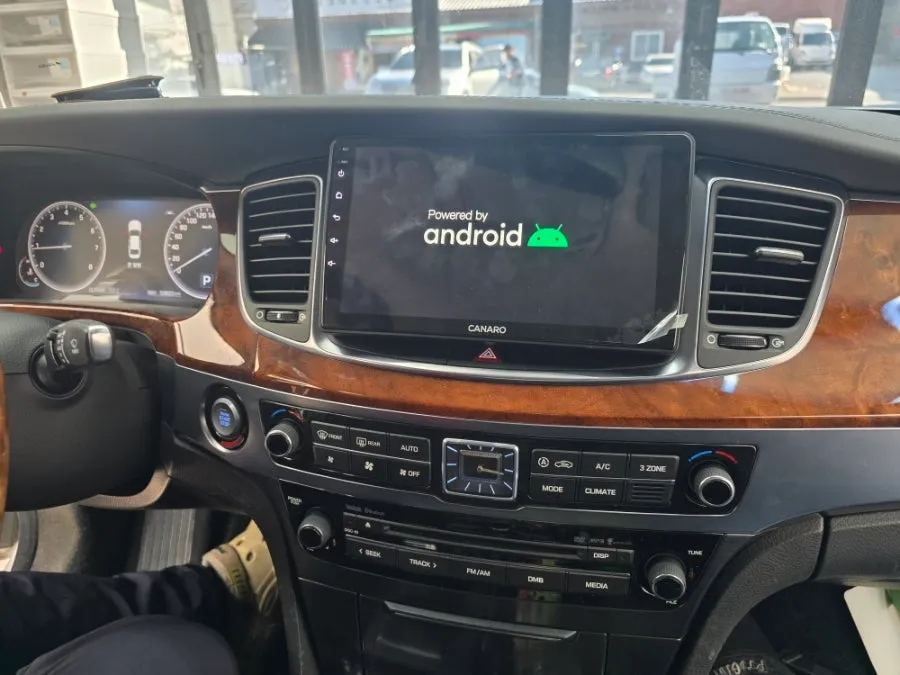 Hyundai Equus android head unit - Hyundai Equus CarPlay Retrofit Installation Review — Cost photo 3