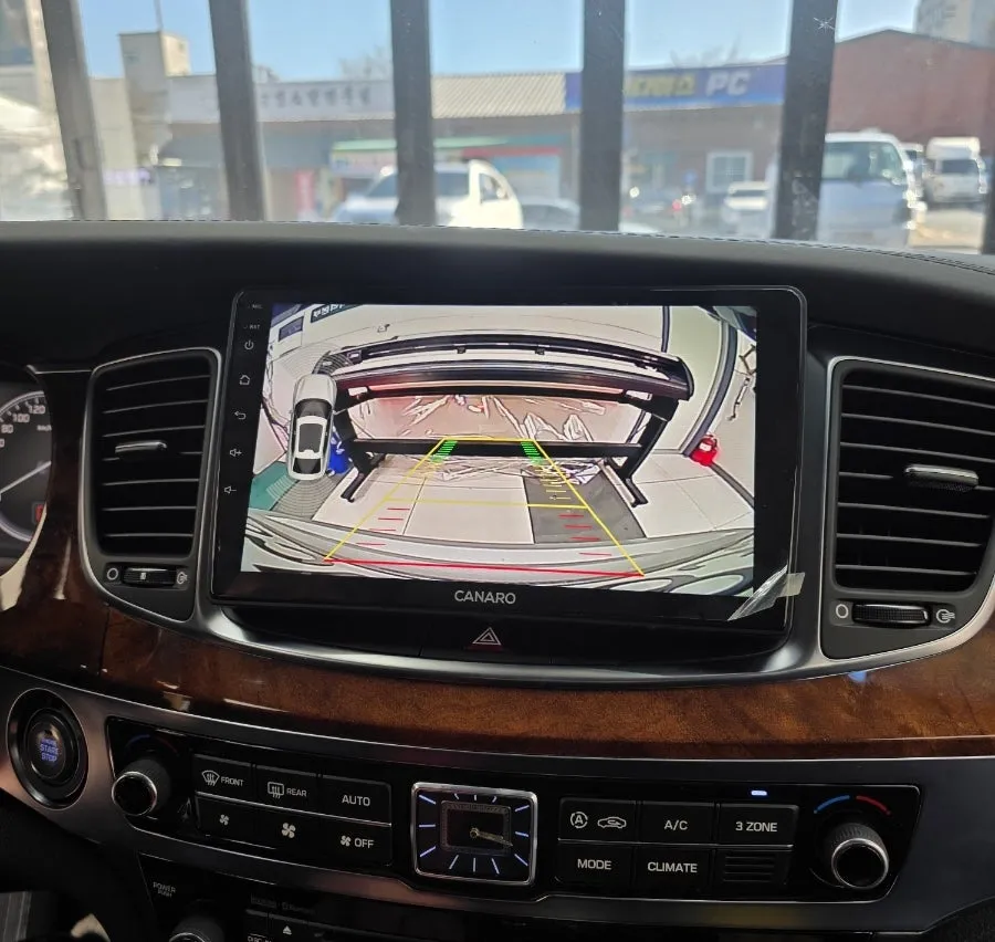 Hyundai EquusのAndroid Auto・CarPlay取付事例 施工写真 2-2