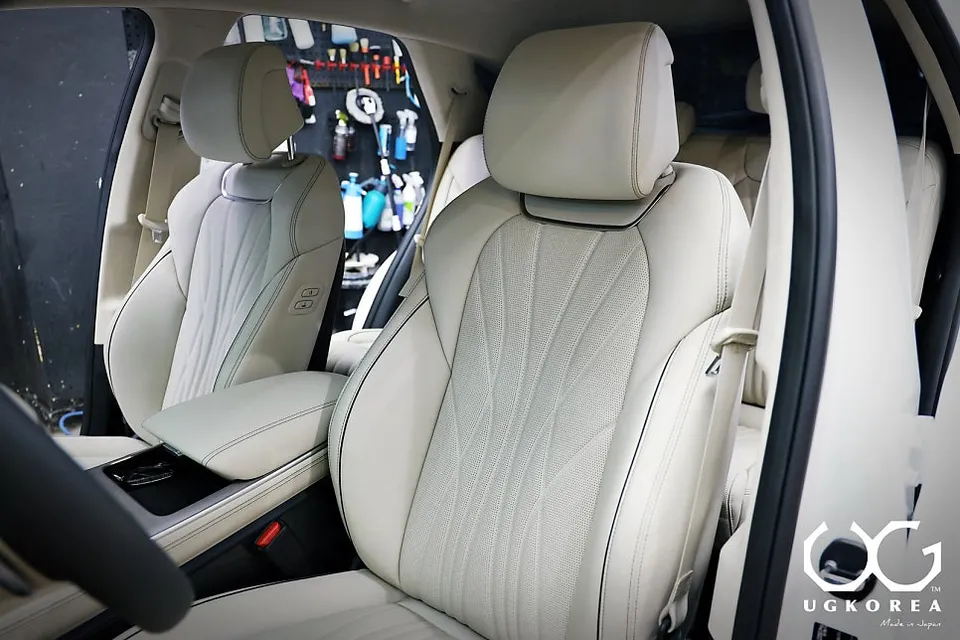 Genesis GV70のガラスコーティング事例|費用目安と仕上がり 施工写真 3-1