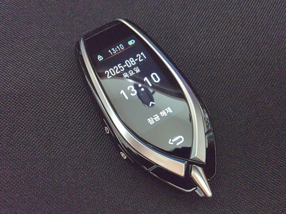 Lamborghini Urus oem options - Lamborghini Urus OEM Options Review: Digital Key Upgrade photo 4