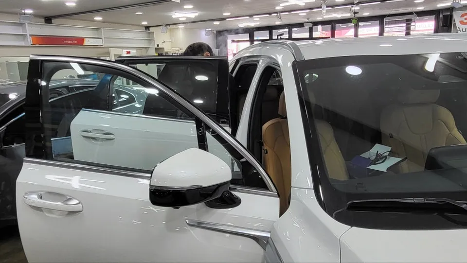 Kia Sorentoのカーフィルム施工事例｜費用目安・仕上がり 施工写真 3-1