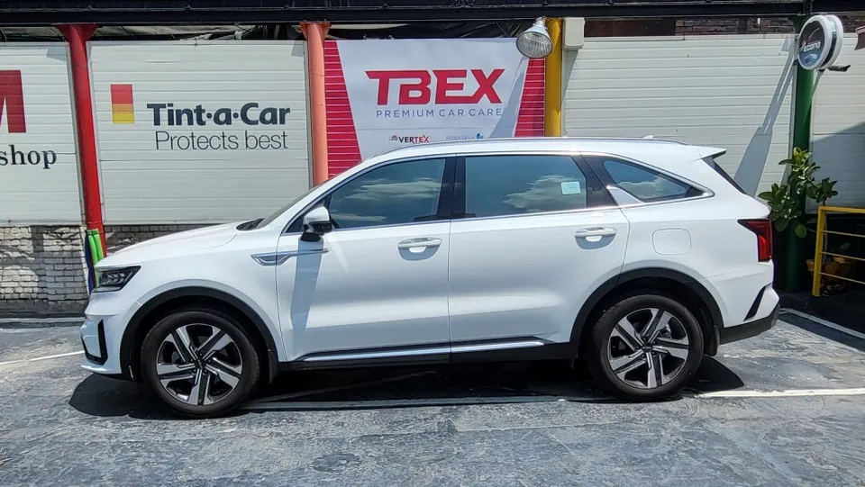 Kia Sorentoのカーフィルム施工事例｜費用目安・仕上がり 施工写真 3-2