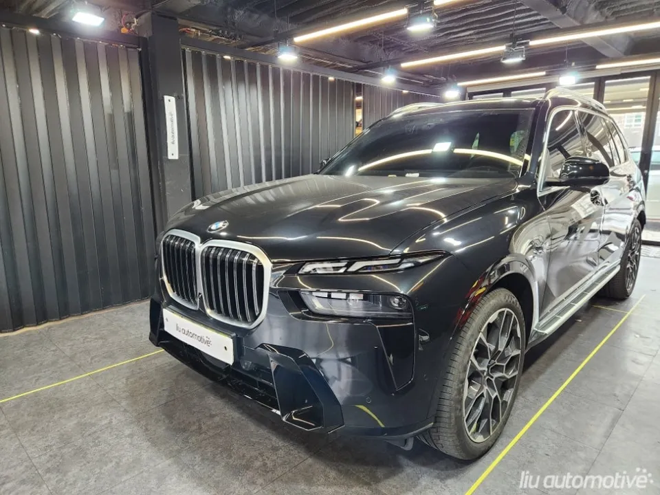 BMW X7 vinyl wrap - BMW X7 Vinyl Wrap Review: Black Pack & Color Change photo 3