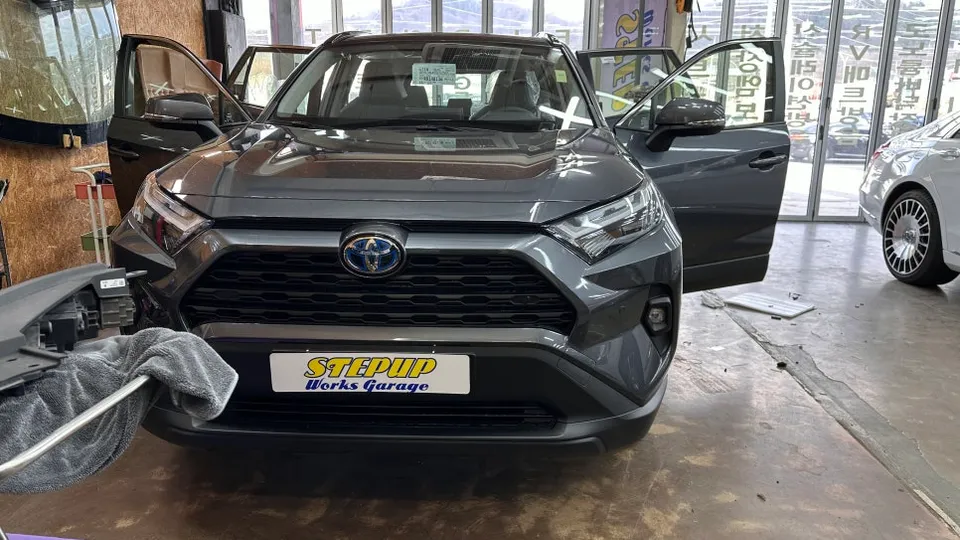 Toyota RAV4 seat ventilation installation result