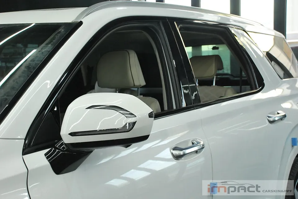 Kia Palisadeのカーラッピング事例|費用目安・仕上がり 施工写真 2-3