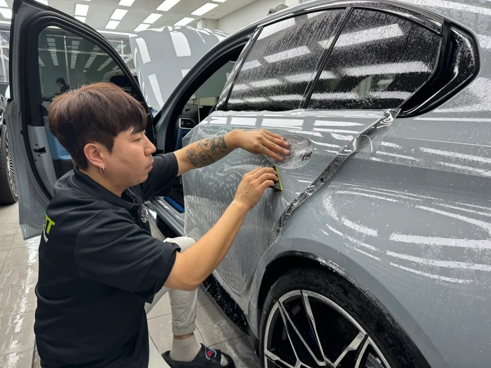 BMW M3 PPF施工事例|費用目安と仕上がり 施工写真 4-1