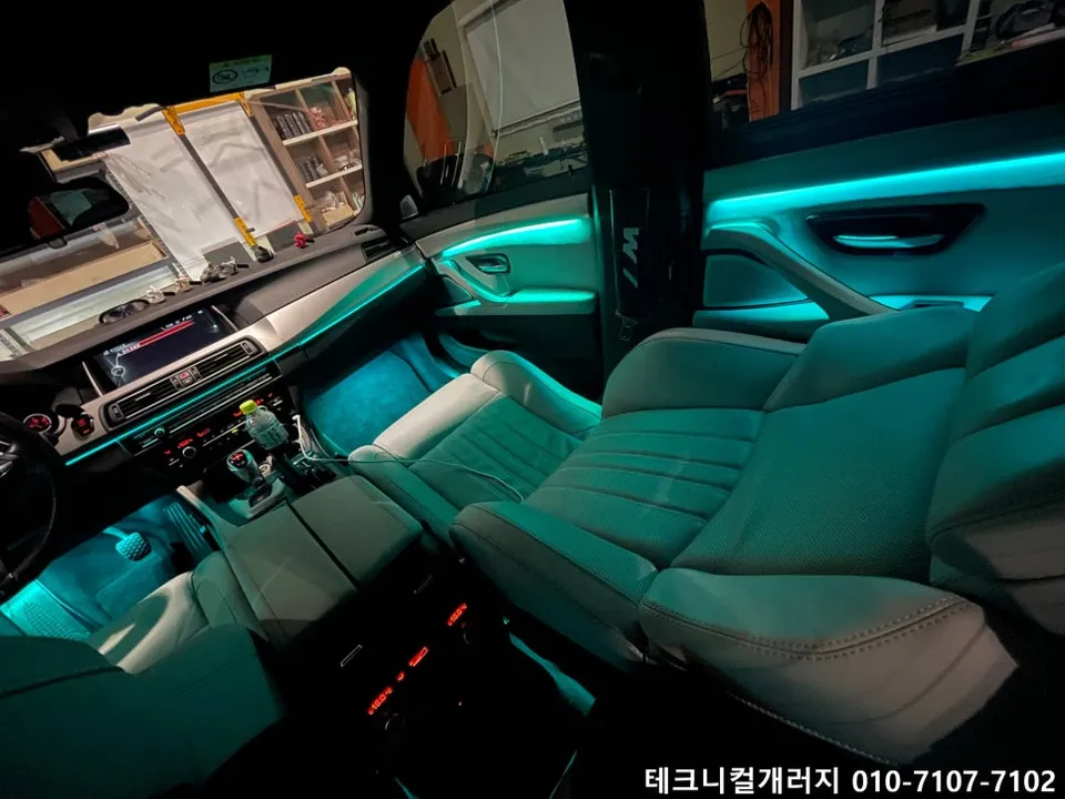 BMW 5 Series F10 ambient lighting - BMW 5 Series F10 Ambient Lighting Review - Cost & Results photo 4