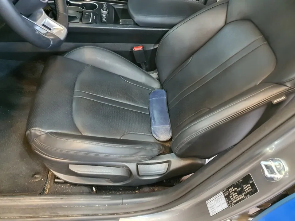 Kia K5 DL3 Ventilated Seats Review — Cost & Install photo 2