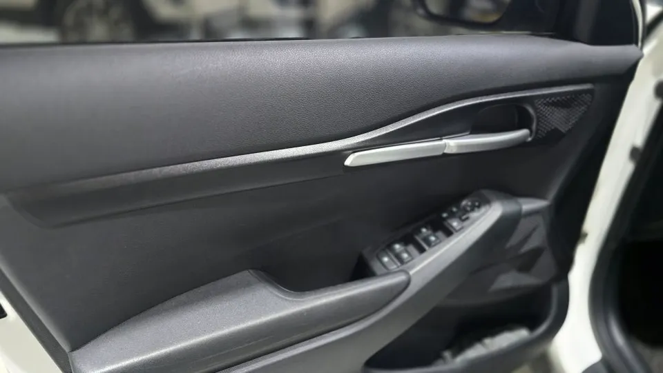 Kia Seltos ambient lighting - Kia Seltos Ambient Lighting Review: Subtle Upgrade photo 2