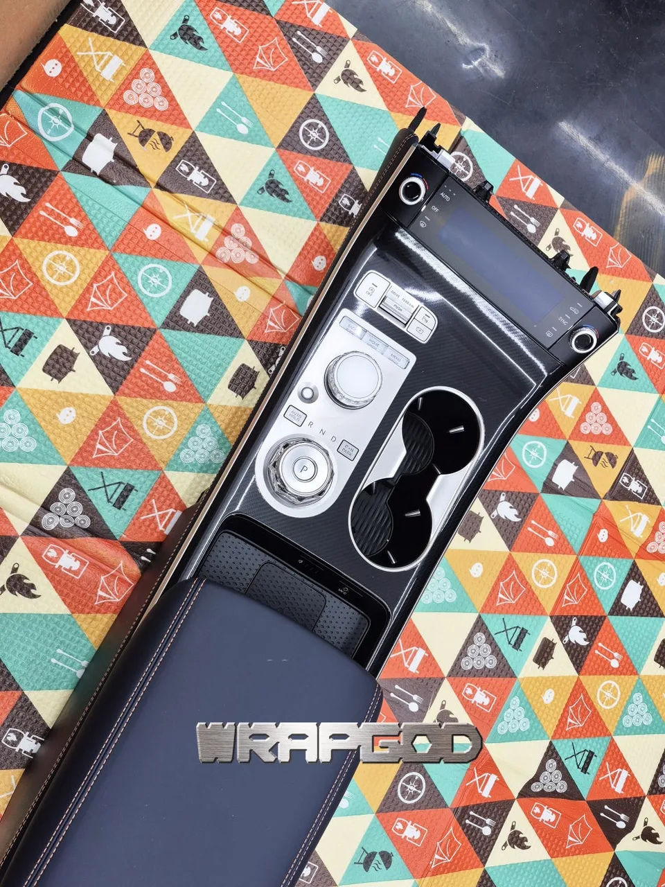 Genesis GV70 ppf - Genesis GV70 PPF Review: Stunning Carbon Fiber Transformation photo 5
