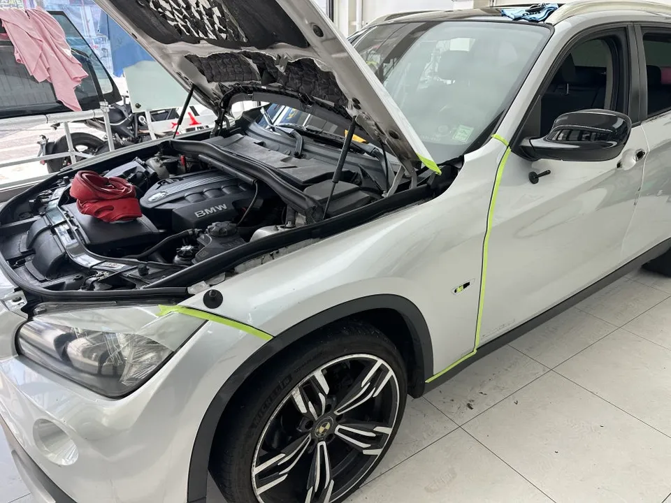 BMW X1のカーラッピング事例｜費用目安・仕上がり 施工写真 3-3