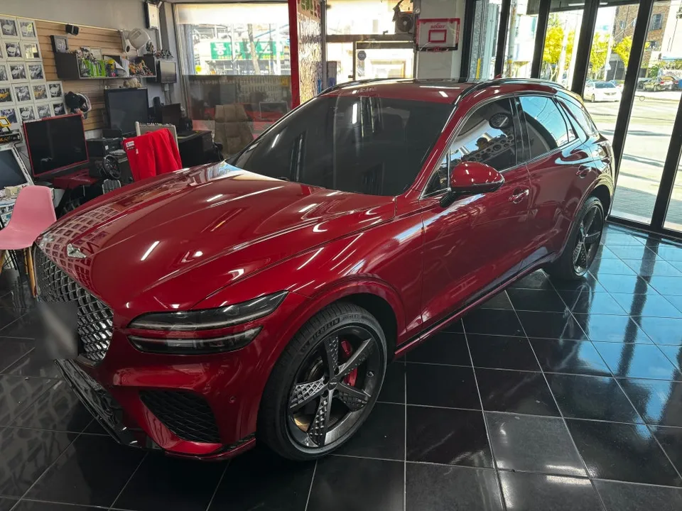 Genesis GV70のカーラッピング事例|ロイヤルパープルで高級感アップ 施工写真 3-2
