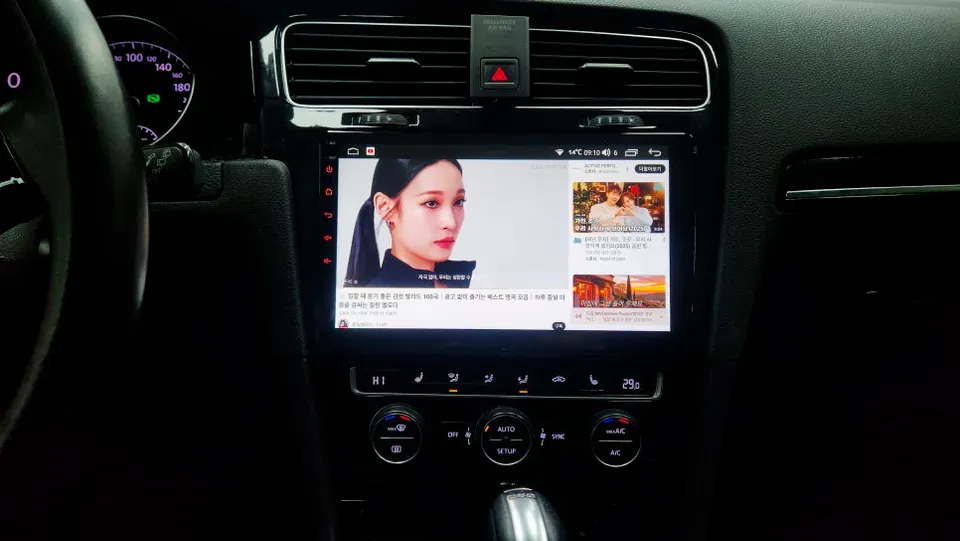 Volkswagen Golf 7th GenのAndroid Auto・CarPlay取付事例 施工写真 4-2