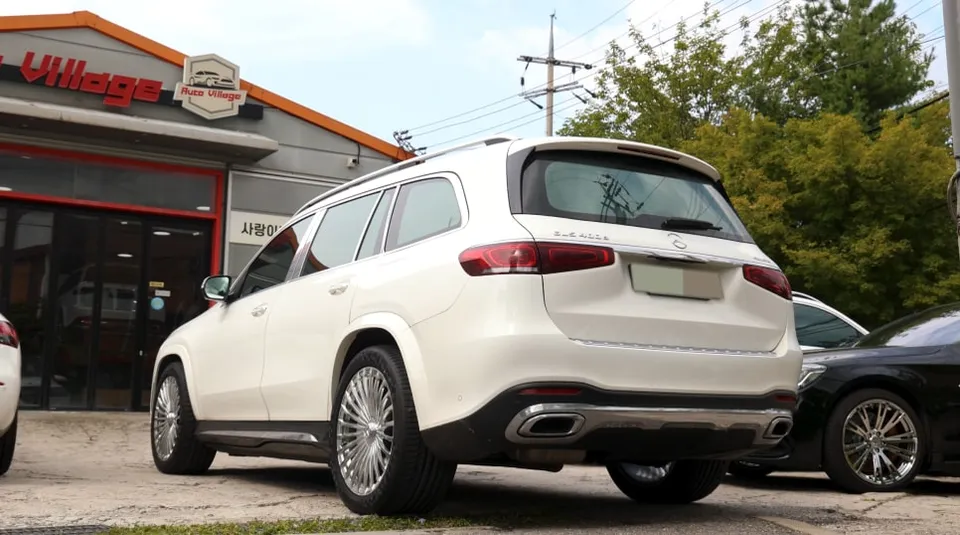Mercedes-Benz GLS X167 body kit - Mercedes-Benz GLS Body Kit & Aero Parts Review — Enhanced Luxury photo 4