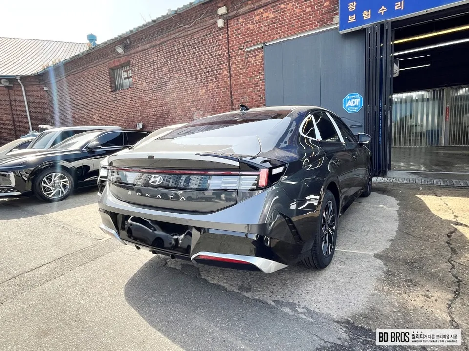 Hyundai Azeraのカーフィルム施工事例｜費用目安・仕上がり 施工写真 3-3