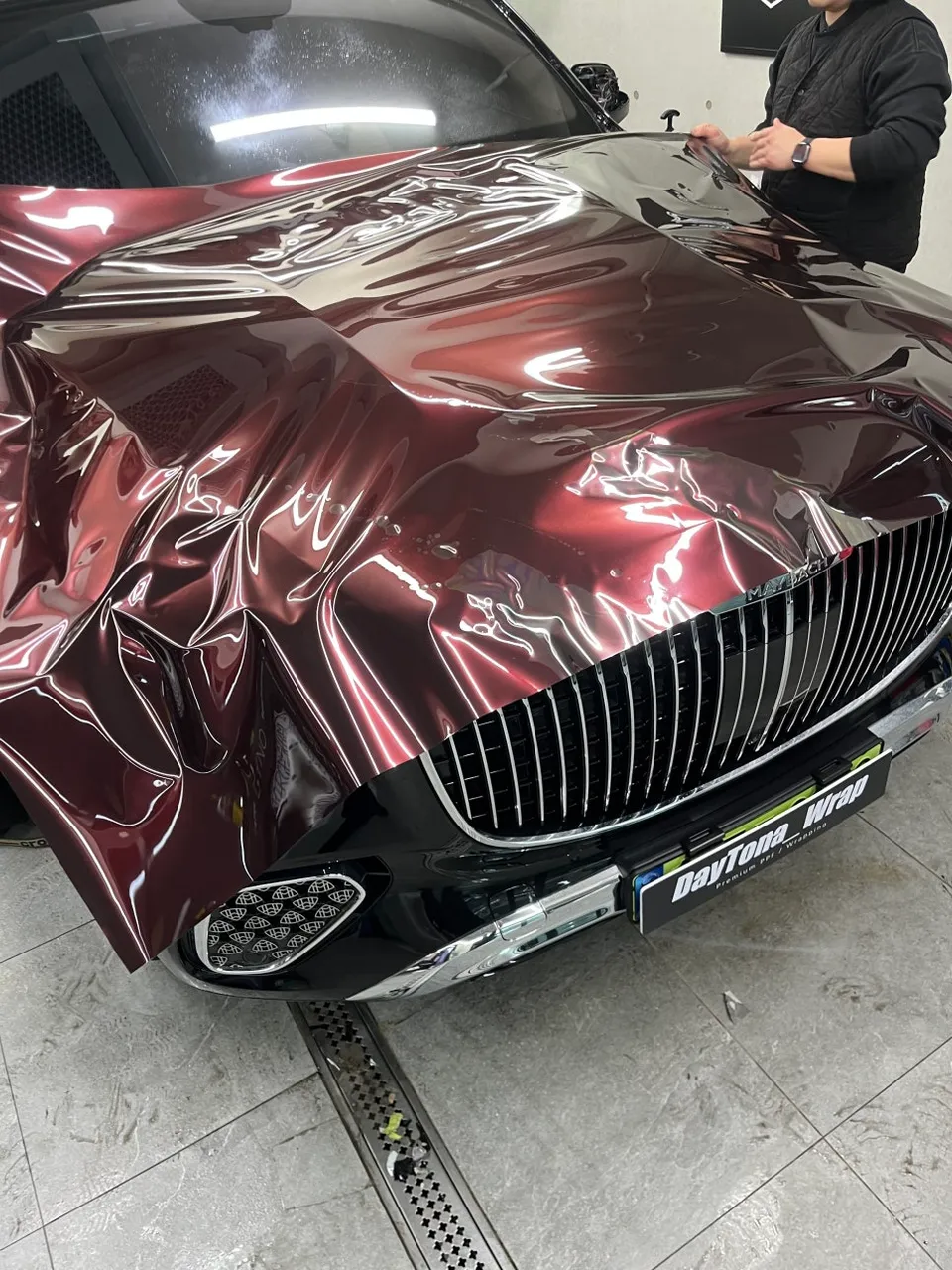 Mercedes-Benz GLS Maybach vinyl wrap - Mercedes-Benz GLS Maybach Vinyl Wrap Review photo 4