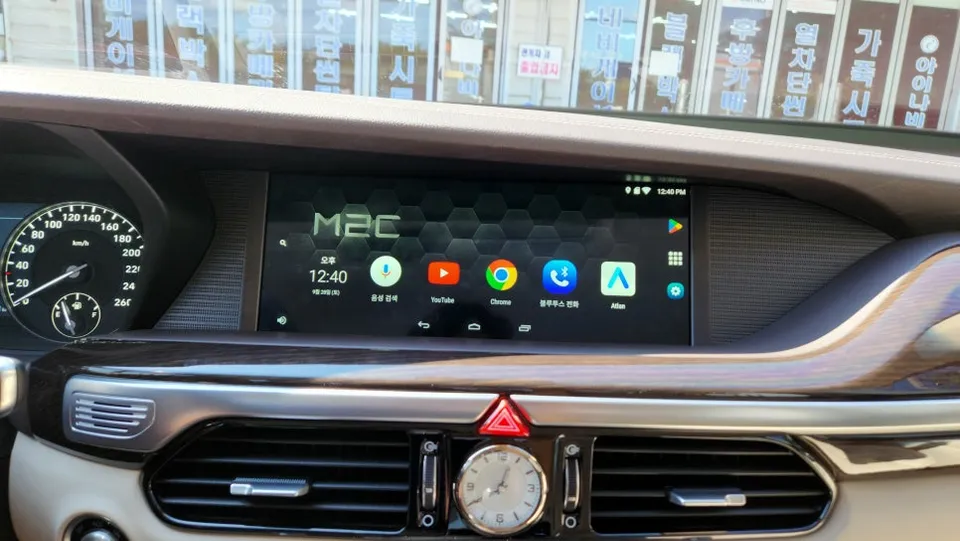 Genesis EQ900のAndroid Auto・CarPlay取付事例 施工写真 1-1
