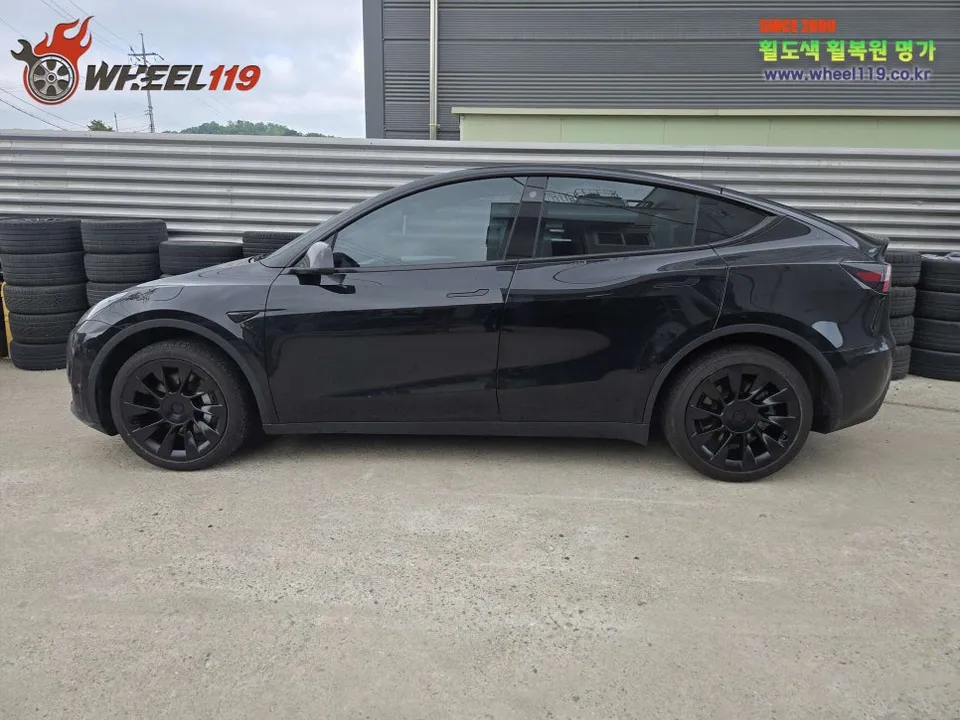 Tesla Model Yのホイールリペア・塗装事例 施工写真 3-2