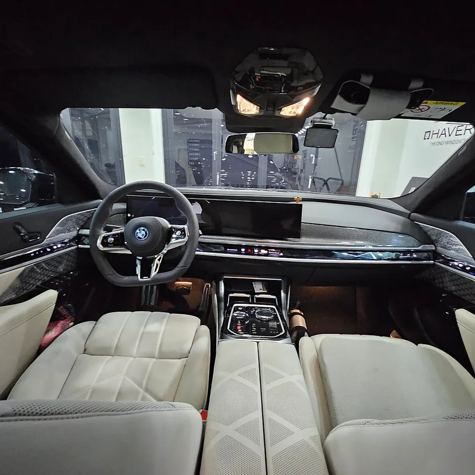 BMW i7のPPF施工事例|韓国での実例紹介 施工写真 1-3