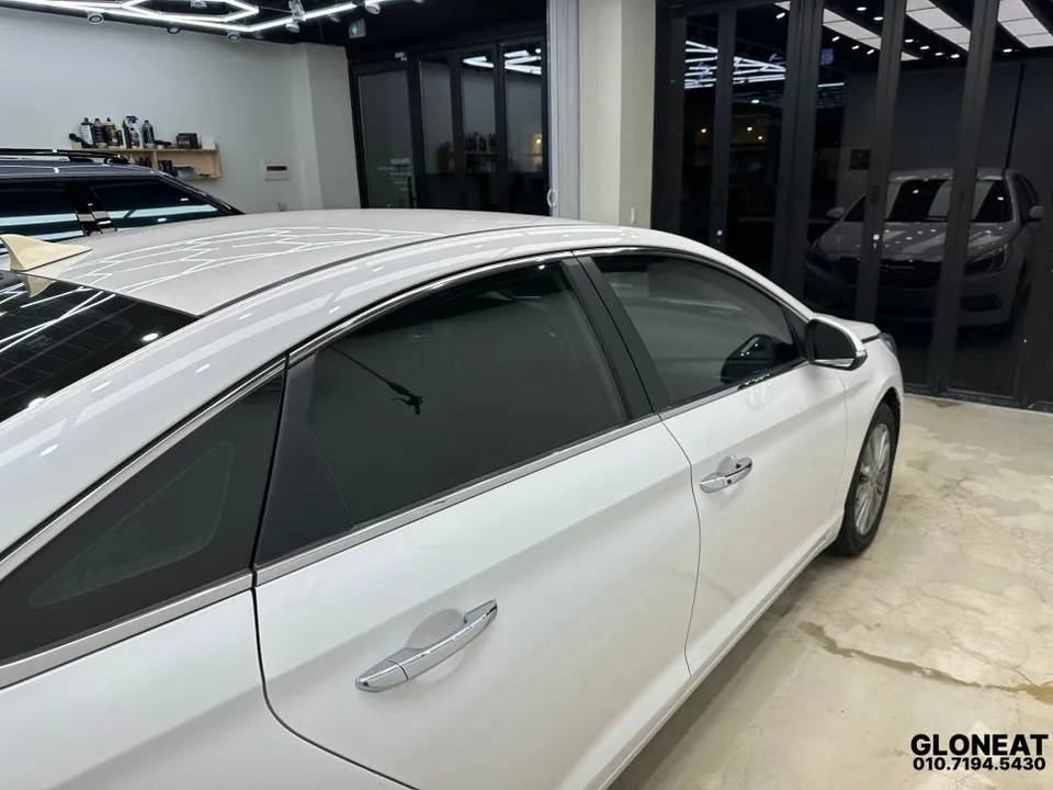 Hyundai Sonata LFのカーフィルム施工事例|費用目安・仕上がり 施工写真 3-1