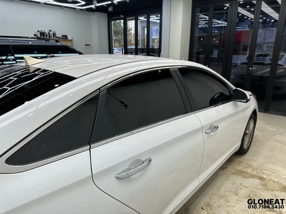 Hyundai Sonata LFのカーフィルム施工事例|費用目安・仕上がり 施工写真 2-3
