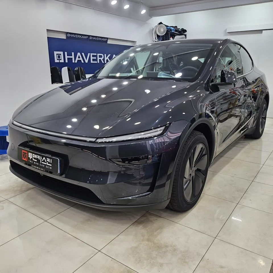 Tesla Model Yのカーフィルム施工事例|費用目安・仕上がり 施工写真 2-1