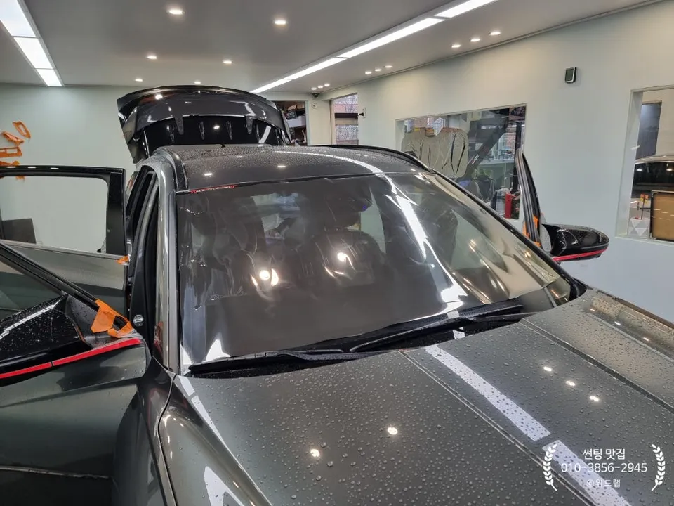 Hyundai Tucson NX4のカーフィルム再施工事例|費用目安・仕上がり 施工写真 3-2