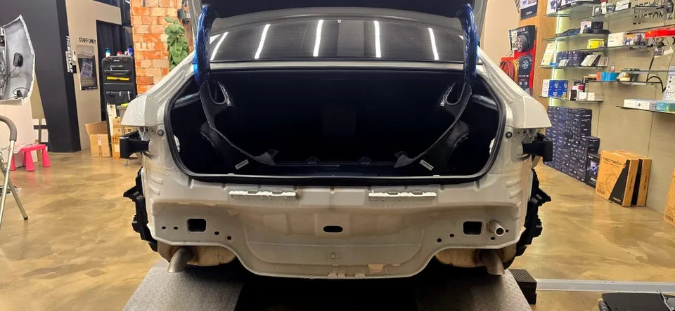 Hyundai Grandeur GN7のカーラッピング事例｜費用目安・仕上がり 施工写真 2-2