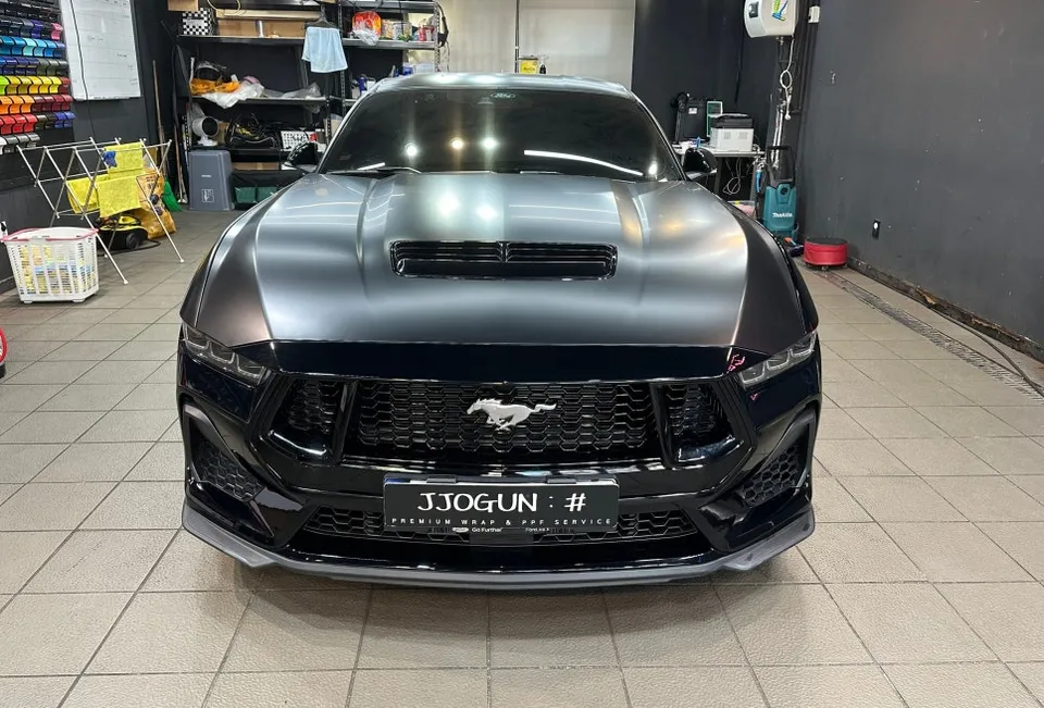 Ford Mustang PPF施工事例|無光フィルムで高級感アップ 施工写真 3-2