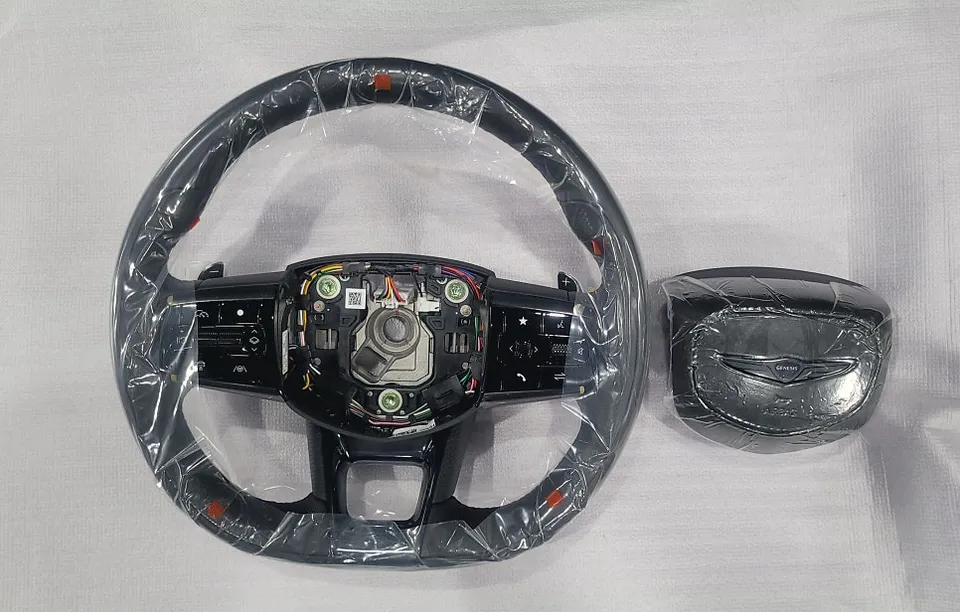 Genesis G80 Steering Wheel Upgrade Review: Black Edition D-Cut photo 3