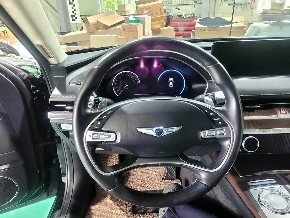 Genesis G80 Steering Wheel Upgrade Review: Black Edition D-Cut photo 4