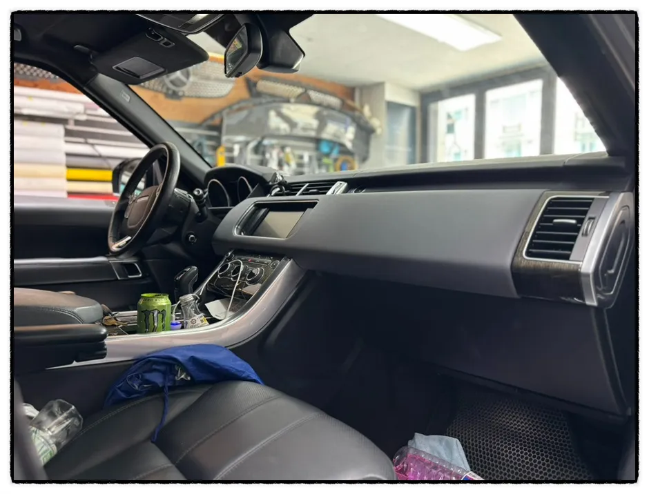 Land Rover Range Rover Sport car audio - Land Rover Range Rover Sport Car Audio Installation Review — Cost photo 5