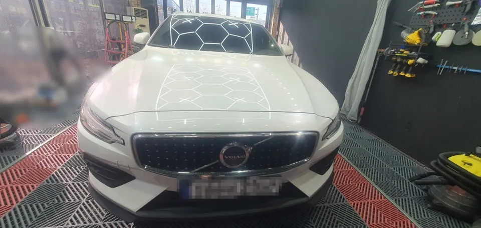 Volvo V60 Detailing & Paint Correction Review — Flawless Finish