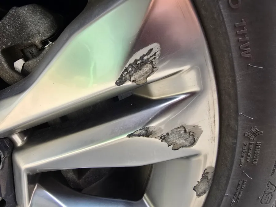 Kia Mohave The Masterのホイールリペア・塗装事例 施工写真 2-2