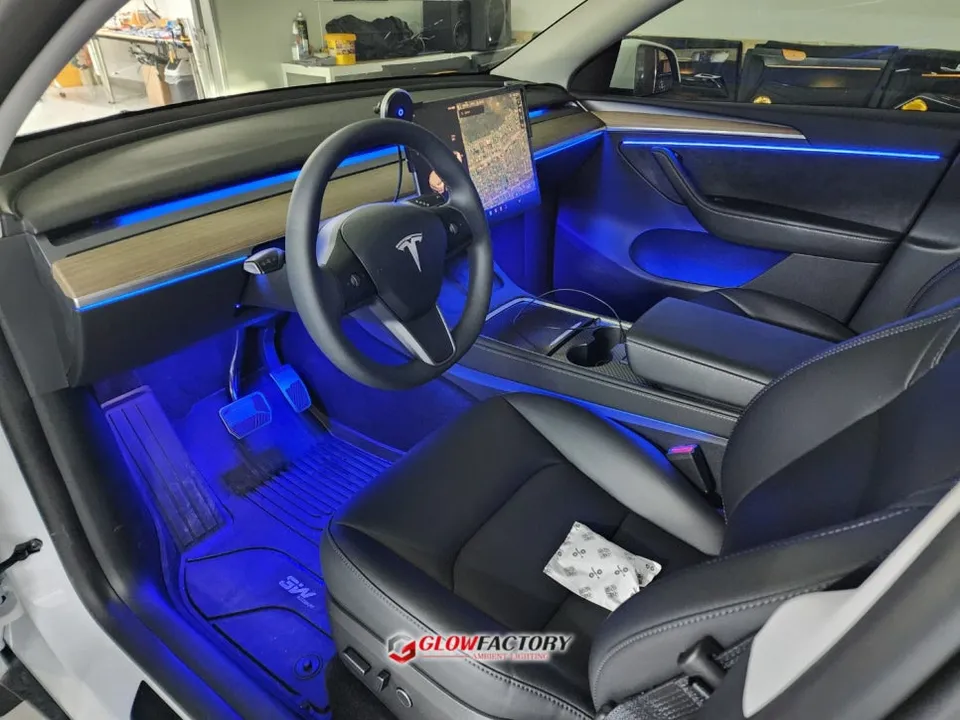 Tesla Model Y ambient lighting - Tesla Model Y Ambient Lighting Upgrade: Glow Motion Moving LEDs photo 4