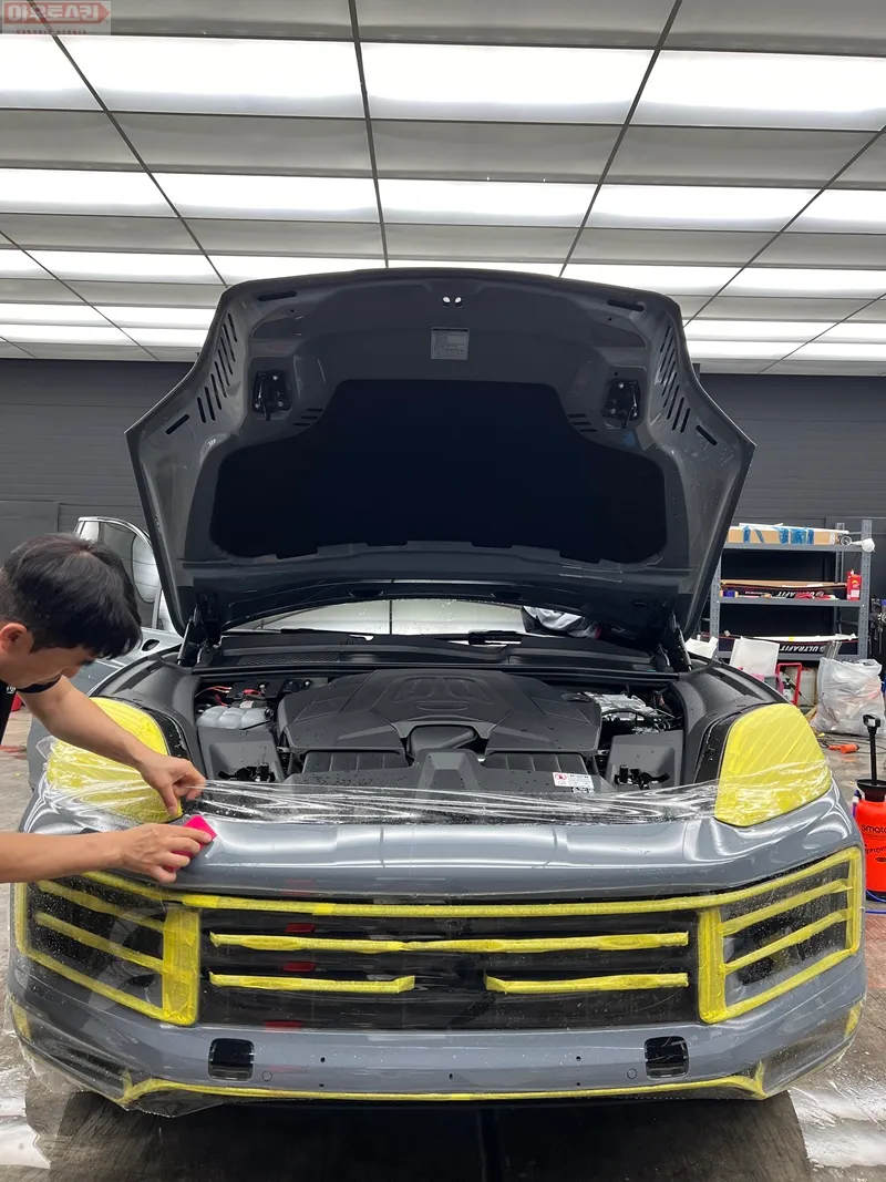 Porsche Cayenne PPF施工事例｜費用目安と仕上がり 施工写真 2-2