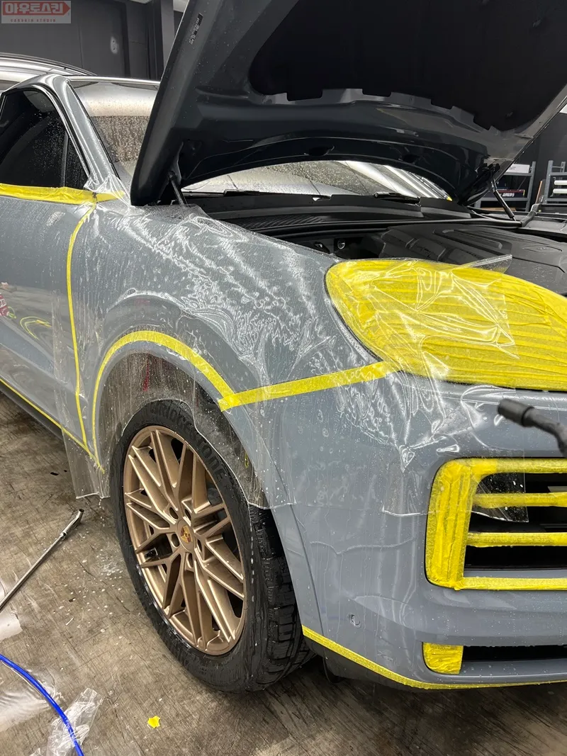 Porsche Cayenne PPF施工事例｜費用目安と仕上がり 施工写真 1-3