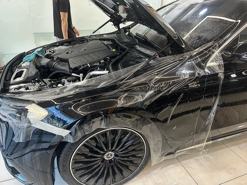 Mercedes-Benz EクラスのPPF施工事例|費用目安と仕上がり 施工写真 3-2