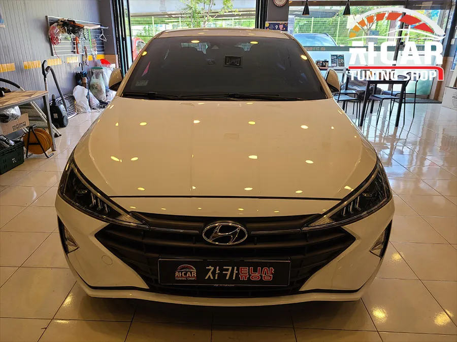 Hyundai Elantra ADのPPF施工事例 施工写真 4